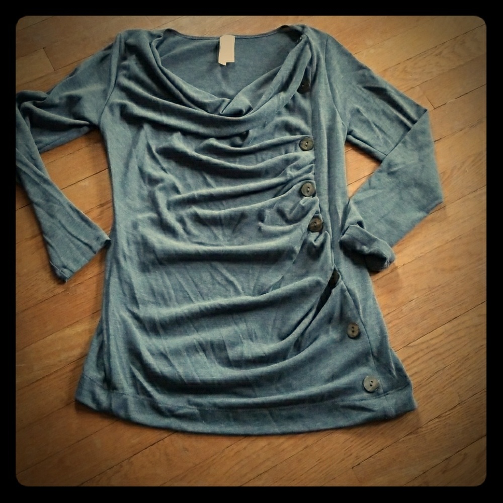 SOLD - Drape neck side rouch top